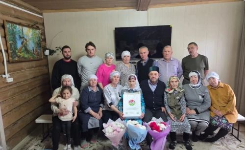 Сугыш чоры баласы Фатыйма апа Каюмовага - 90 яшь!