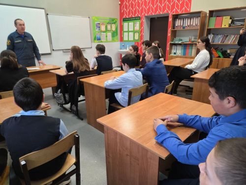 Борнаш укучылары иминлек дәресендә катнашты