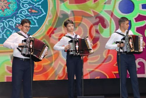 Районда Сара Садыйкова исемендәге балалар сәнгать мәктәбенең иҗади хисап концерты узды
