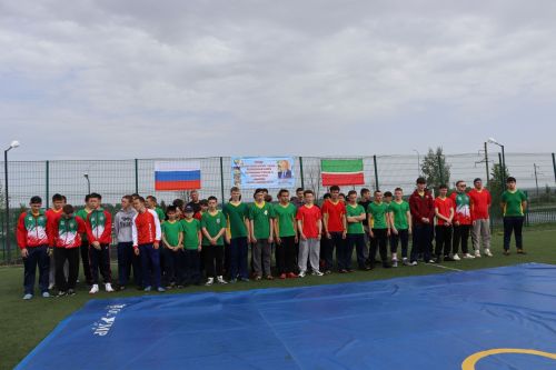 Апаста Рәшит Шәйхиев истәлегенә зонакүләм көрәш турниры узды