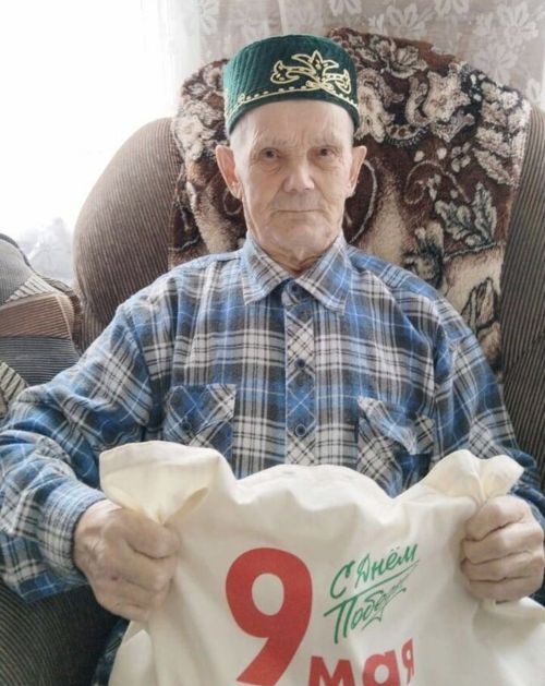 Татар Черкене авылыннан Азат абый Шаһиәхмәтовка  95 яшь тулды
