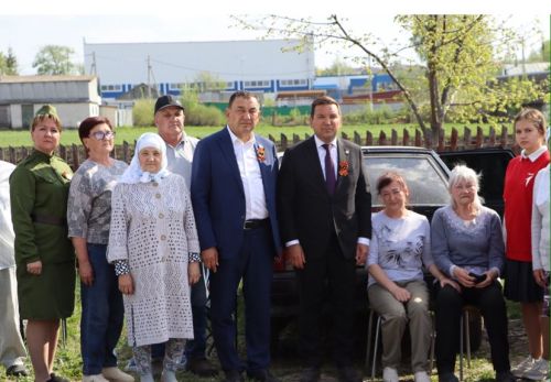 Апаста Ларин Олег Игоревичның исеме мәңгеләштерелде