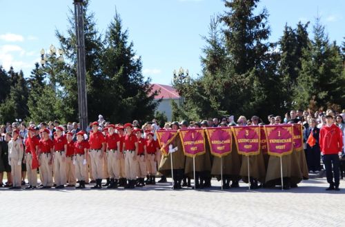 Апаста Бөек Җиңүнең 81 еллыгы уңаеннан тантаналы митинг узды