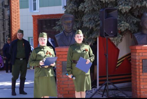 Апаста Бөек Җиңүнең 81 еллыгы уңаеннан тантаналы митинг узды