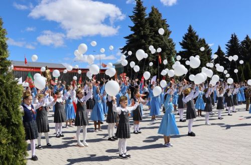 Апаста Бөек Җиңүнең 81 еллыгы уңаеннан тантаналы митинг узды