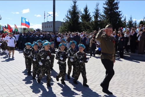 Апаста Бөек Җиңүнең 81 еллыгы уңаеннан тантаналы митинг узды
