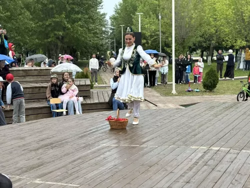 Апаслылар өчен күңелле кич