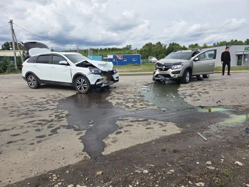 Апаста юл һәлакәтендә бер бала тән җәрәхәтләре алган