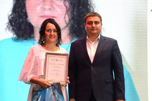 Апаста медицина хезмәткәрләре һөнәри бәйрәмнәрен билгеләп узды