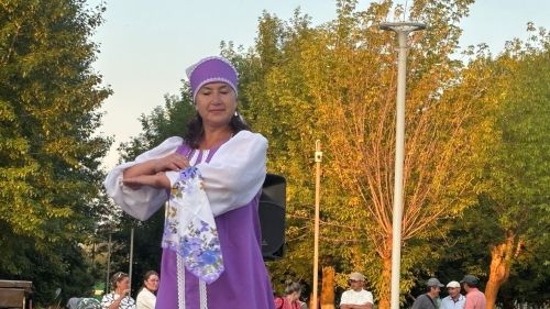 Апасның Үзәк ял паркында кичке концертлар дәвам итә