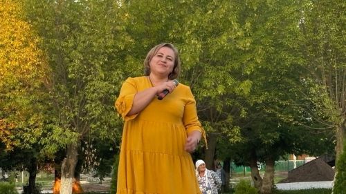 Апасның Үзәк ял паркында кичке концертлар дәвам итә