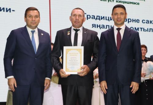Районда мәгариф хезмәткәрләренең август киңәшмәсе узды