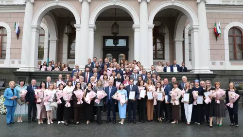 Гөлүсә Галләмова - республика конкурсы җиңүчесе