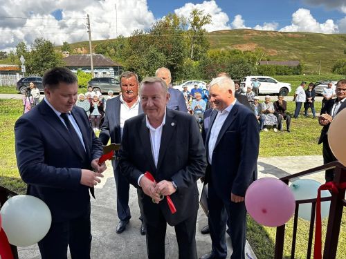 Түбән Барыш авылында яңа кибет - халыкка комплекслы хезмәт күрсәтү пункты ачылды