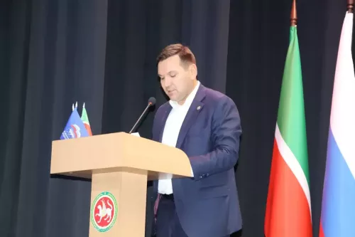 Апас районында “Бердәм Россия” җирле бүлекчәсенең “Нәтиҗәгә эшлибез” хисап-программа форумы узды