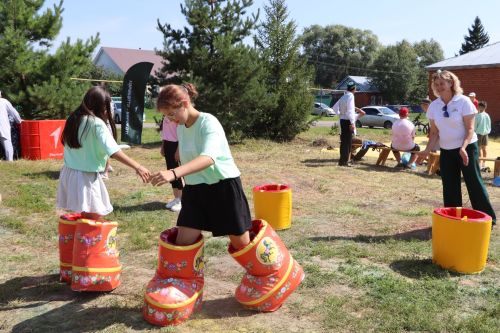 “Ура, авылга!” проекты балаларга онытылмас җәй бүләк итә