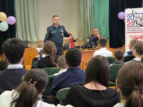 Борнаш мәктәбендә янгын куркынычсызлыгы буенча дәрес узды