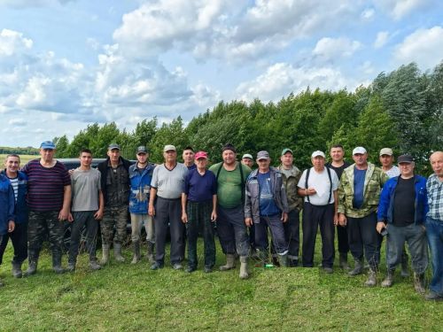 Чүрибурашта чишмәләрне чистарту, авылны чиста су белән тәэмин итү эшенә керешкәннәр