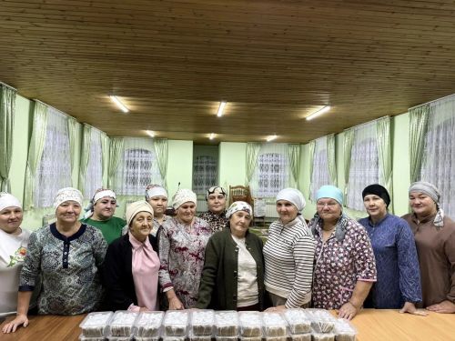 Чүрибураш волонтерлары хәрбиләргә шифалы чәйләр әзерләде