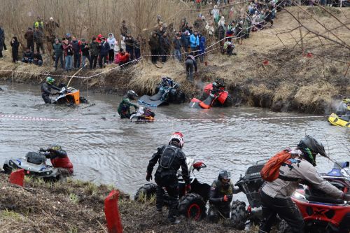 В Апастово прошел первый этап чемпионата России по гонкам на квадроциклах