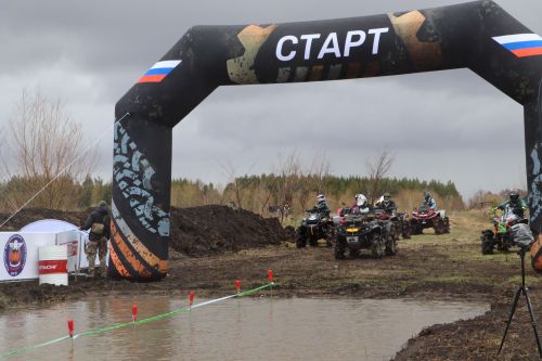 В Апастово прошел первый этап чемпионата России по гонкам на квадроциклах