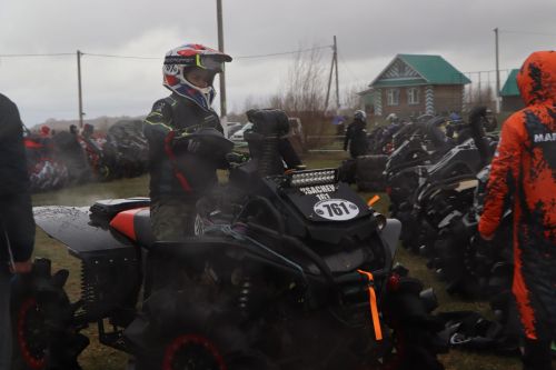 В Апастово прошел первый этап чемпионата России по гонкам на квадроциклах