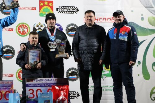 В Апастово прошел первый этап чемпионата России по гонкам на квадроциклах