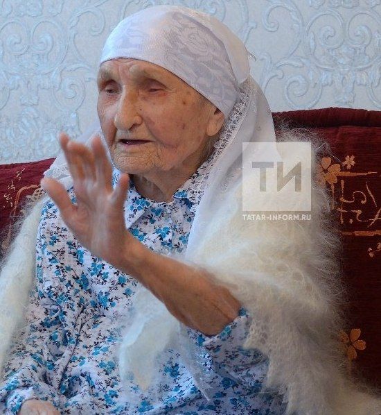 Чүрибурашлылар авылның 102 яшьлек ак әбисе белән хушлаштылар