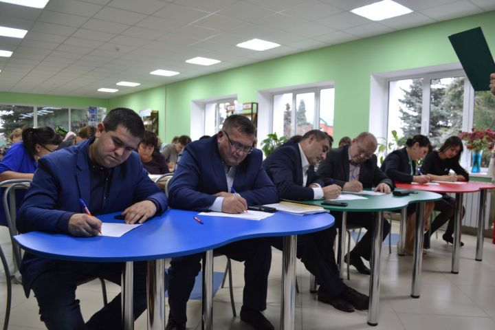 Апаста “Татарча диктант” яз акциясенә 600 дән артык кеше кушылды&nbsp;