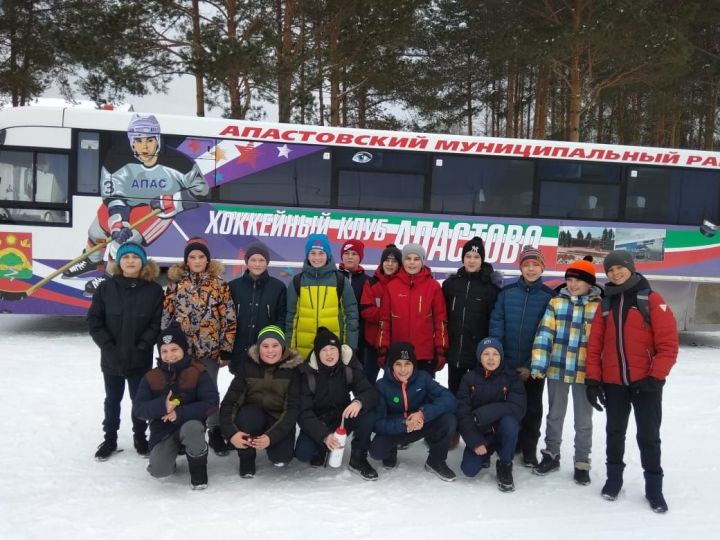 Апаслар Сабадан җиңеп кайта