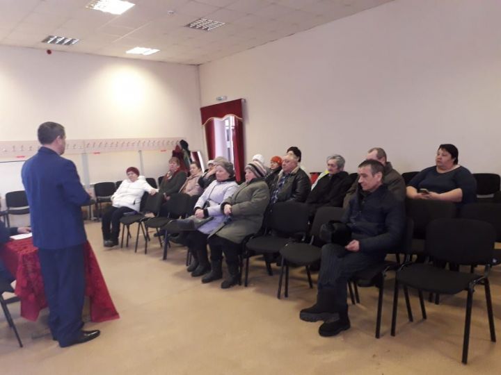 Авылларда халык җыеннары бара