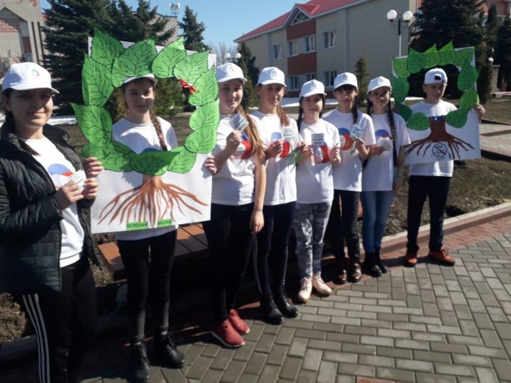 Апас мәктәбе укучылары “Яшел яз“ акциясенә кушылды