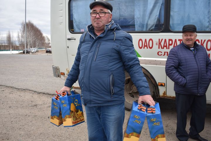 Районда сугыш һәм тыл ветераннарына бәйрәм бүләкләре тапшырылды