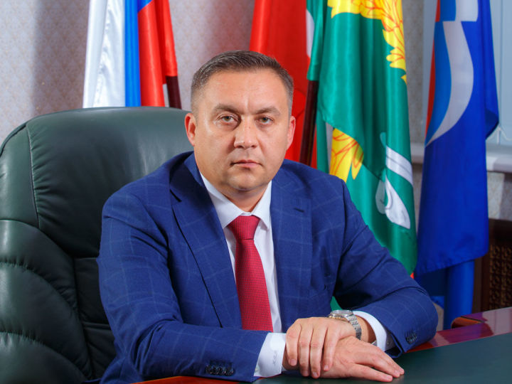 25 октябрь – автомобильчеләр көне