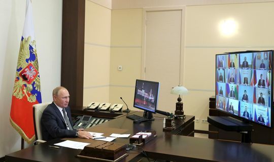 “Сез нәтиҗәле кеше”: Путин Миңнехановны сайлауларда җиңүе белән котлады