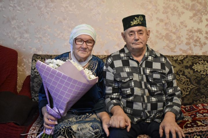 Мансур абый и Нурсина апа Кадыровы отметили Золотую свадьбу