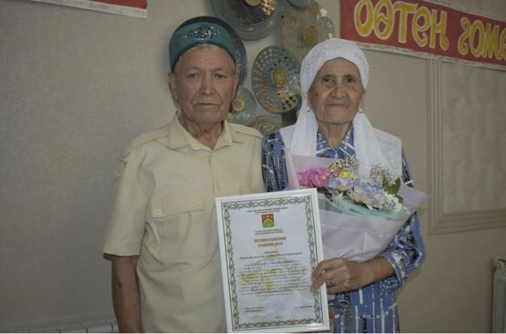 Проживающие в Апастово Фарит и Наиля Калимуллины являются примером для жителей района