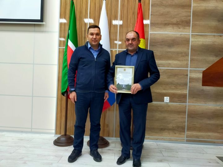 Мөсәлим Бәширов район башлыгының Рәхмәт хатына лаек булды