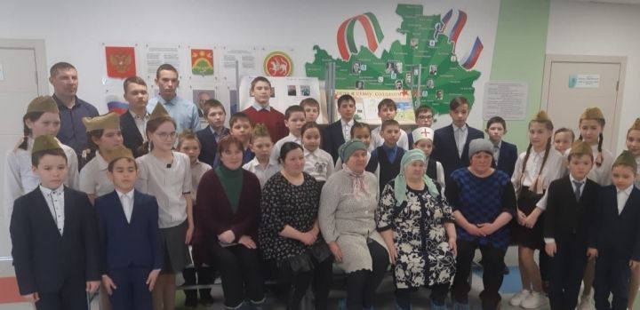 Чүрибураш мәктәбенә солдат әниләре чакырылды