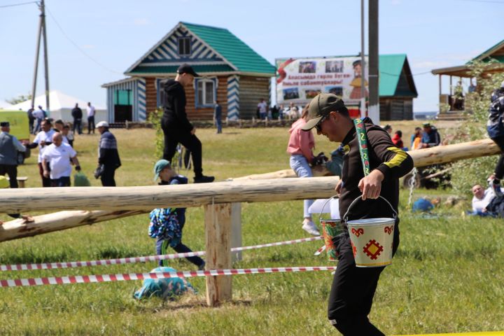 Апас Сабан туенда халык, су уеннарына өстенлек бирелде