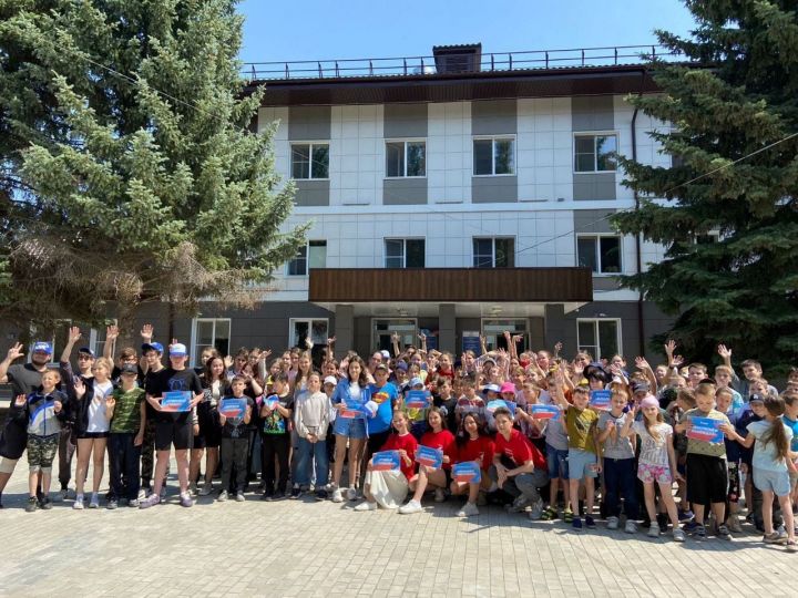 В деушевском лагере «Свияга», прошел тематический день, посвящённый Российскому Движению Детей и Молодёжи «Движение первых»