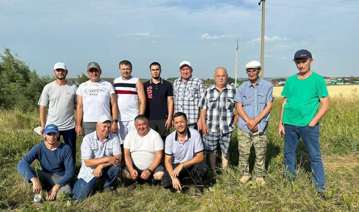 Депутат ГосДумы Марат Нуриев встретился с пчеловодами Апастовского района,  создавшими свое сообщество пчеловодов
