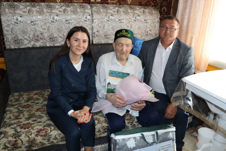 Мансур абый Кәлимуллин Владимир Путинның Тәбрикләү хатын алды