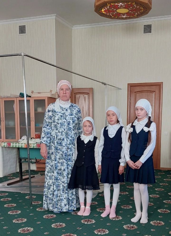 Дәвеш авылы мәчетендә Мәүлид бәйрәмен билгеләп үттеләр