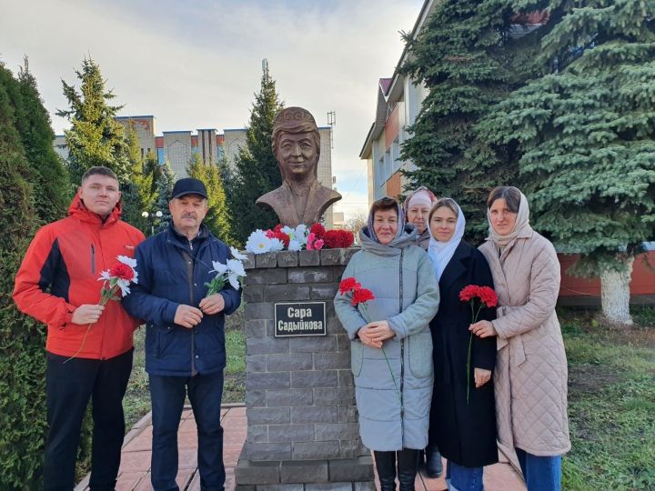 Апаста якташыбыз, бөек композитор, җырчы Сара Садыйкованы искә алдылар