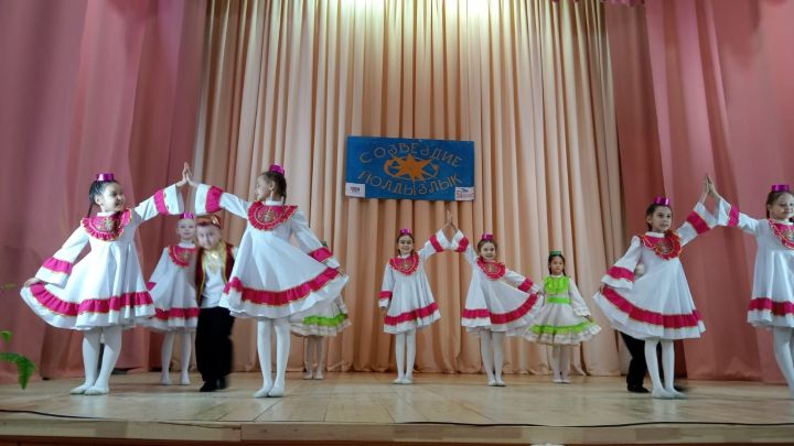 Районда “Йолдызлык-Созвездие” фестиваленең сайлап алу турлары дәвам итә