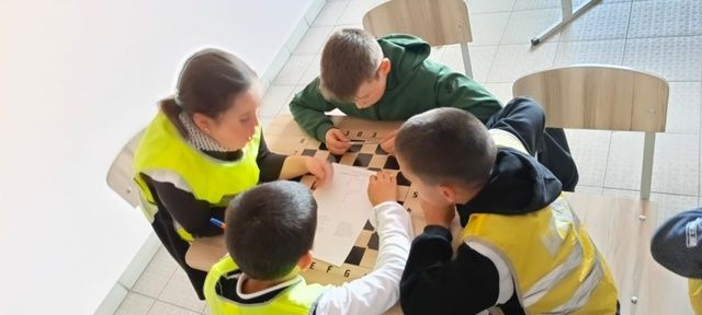 В Бурнашевской школе – игра-викторина по правилам дорожного движения