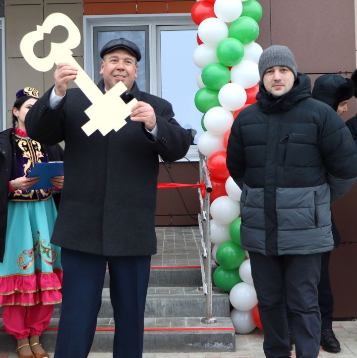 Апаста студентлар өчен яңа тулай торак ачылды
