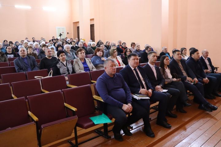 Каратун җирлегендә халык җыены булып узды