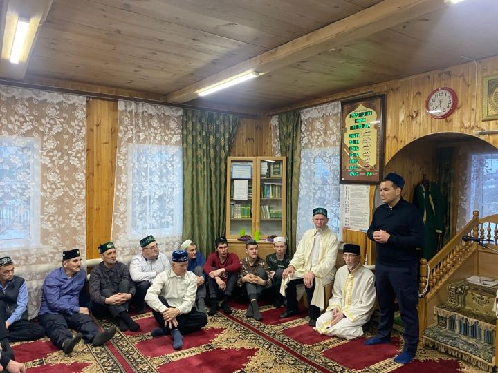 Шәүкәт Гайнетдинов: “Авылыбызда һәр көнне ифтар ашлары үтә”